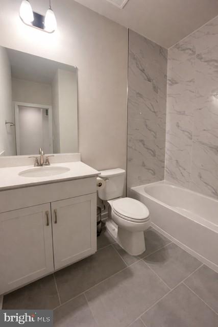 HIGHLANDER PARK - Residential Lease