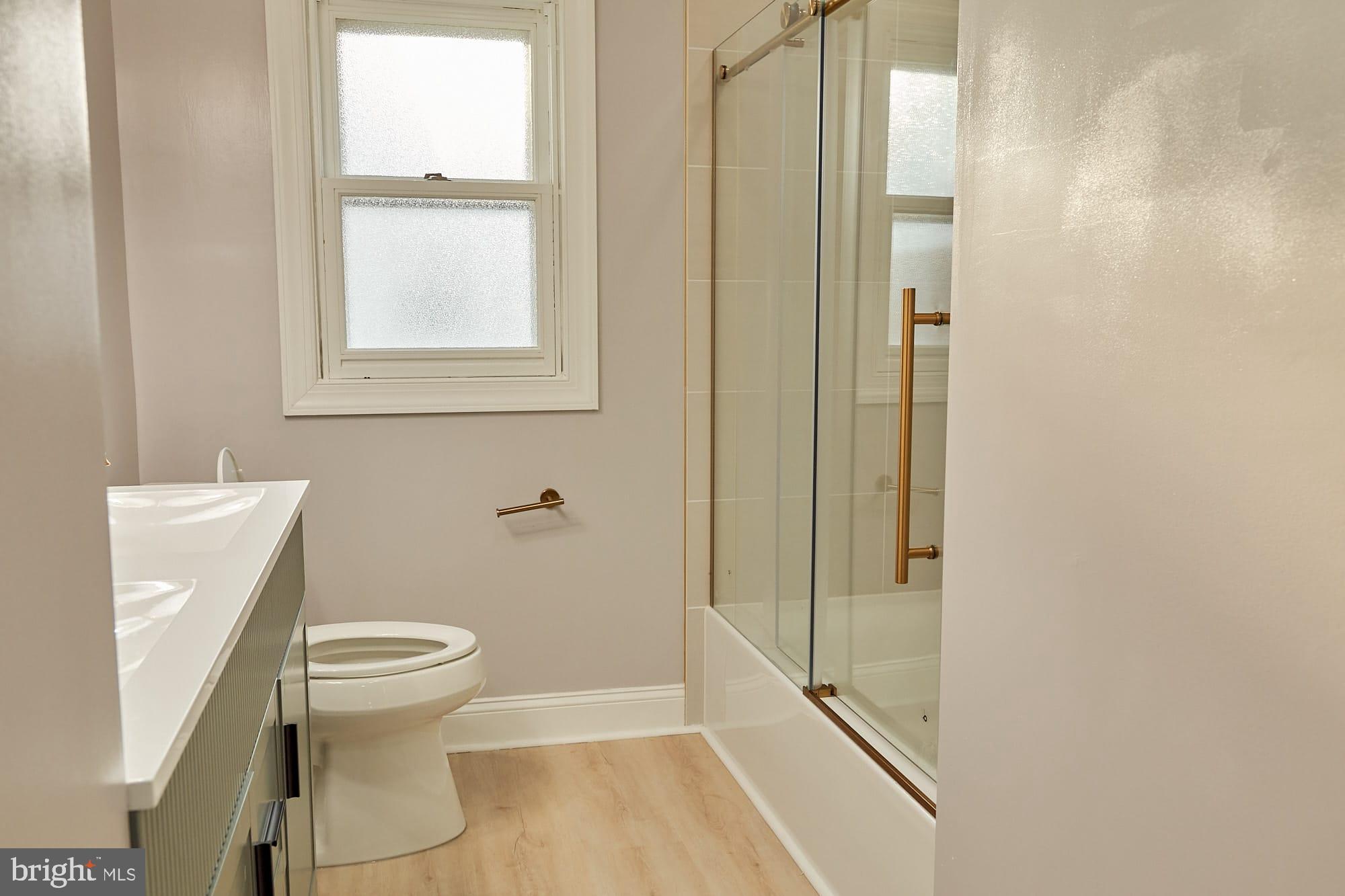 ROLAND TERRACE - Residential