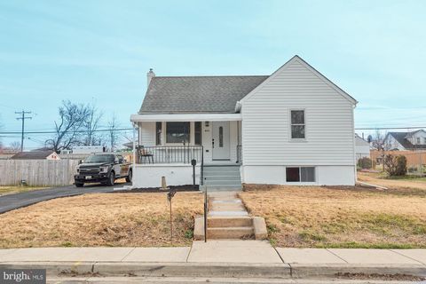 Photo of 405 Seward Avenue, BALTIMORE, MD 21225 (MLS # MDAA2139414)