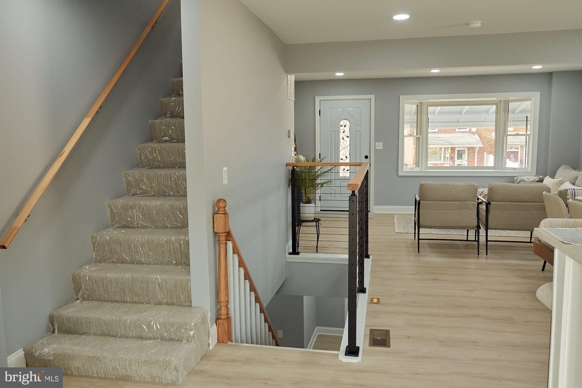 ROLAND TERRACE - Residential