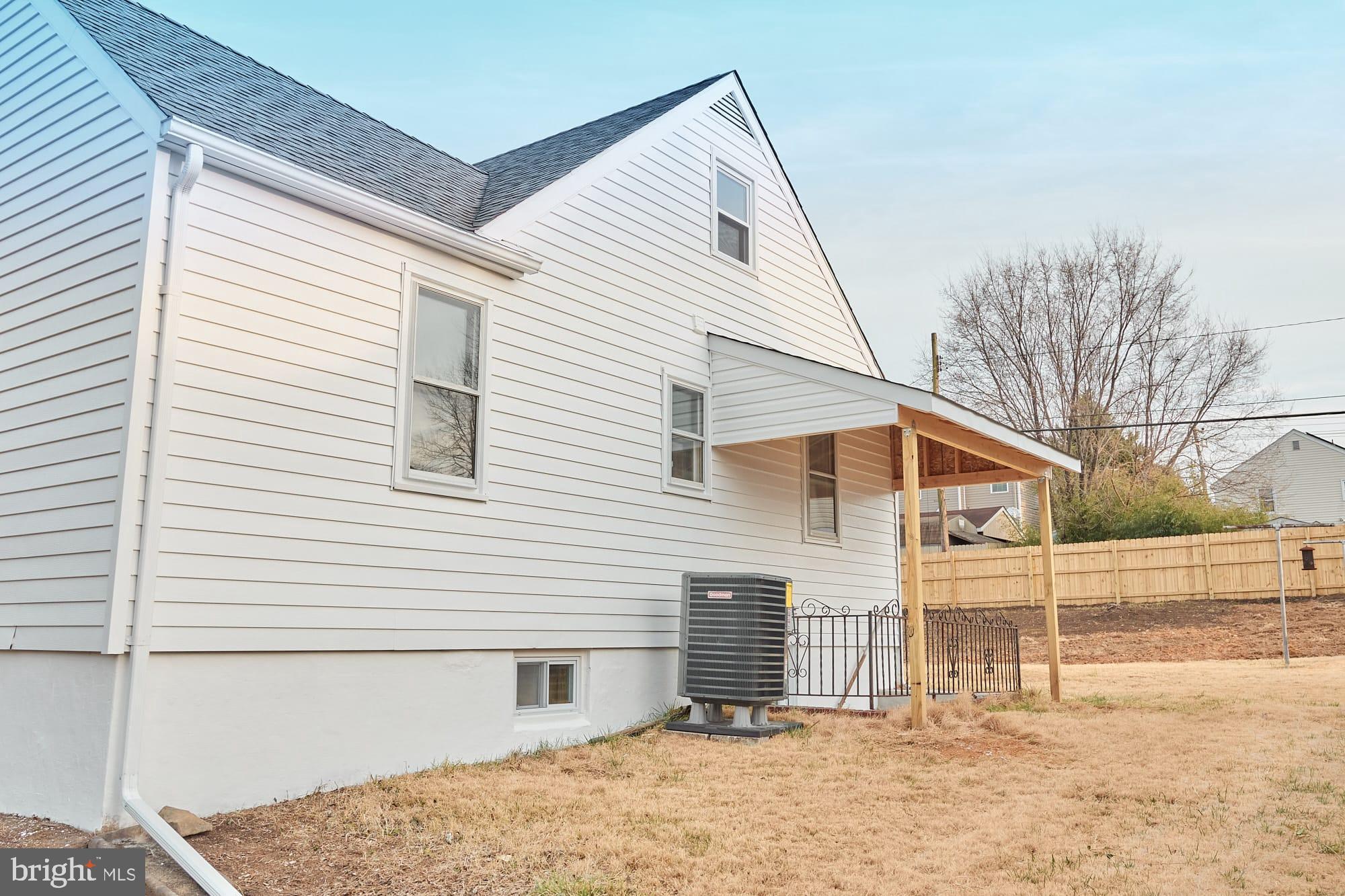 ROLAND TERRACE - Residential