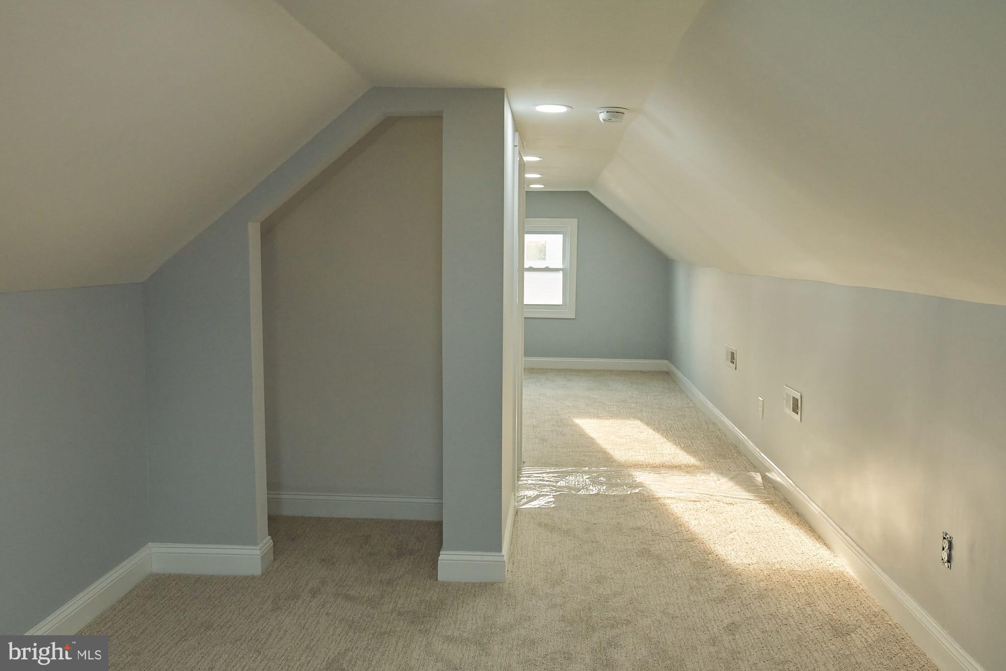 ROLAND TERRACE - Residential