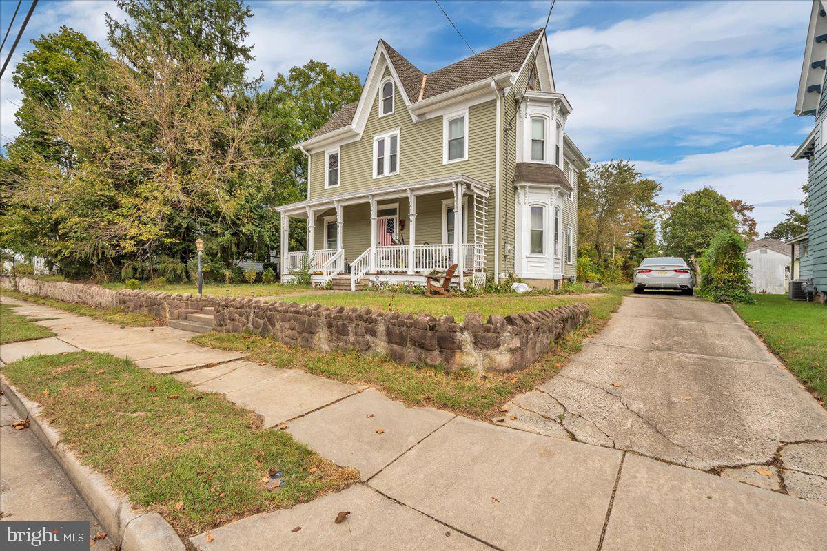 211 S MAIN STREET 213