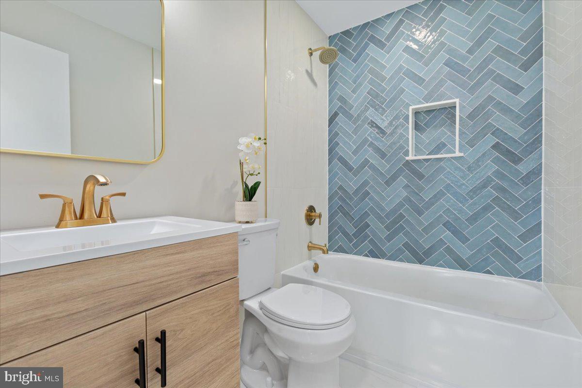 SUGARLAND RUN - Residential