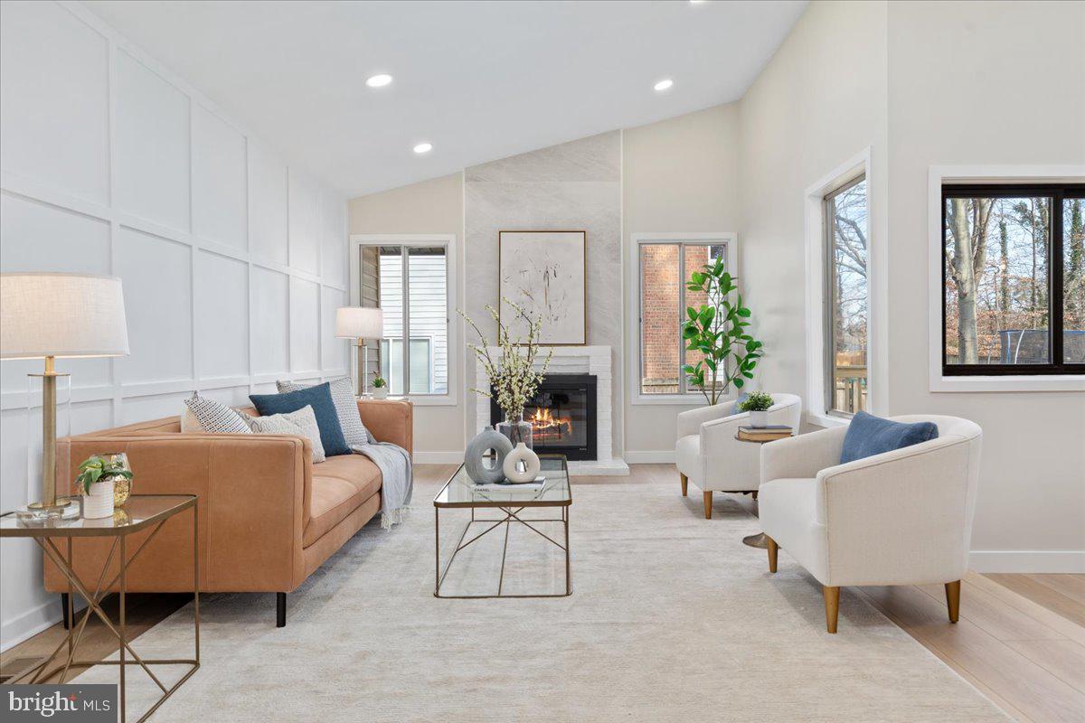 SUGARLAND RUN - Residential