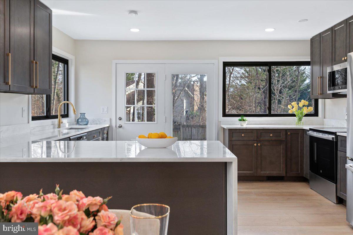 SUGARLAND RUN - Residential