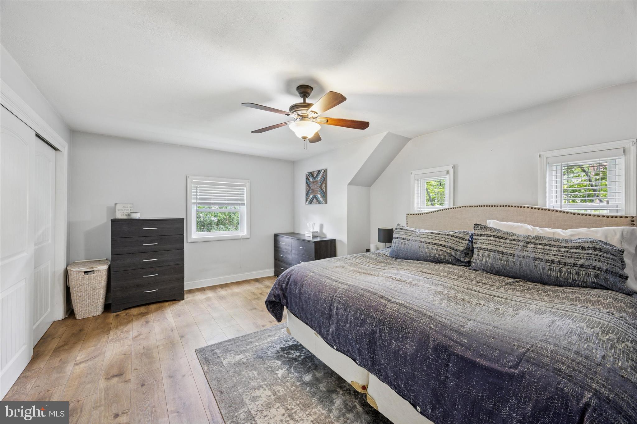 MORELAND MANOR - Residential