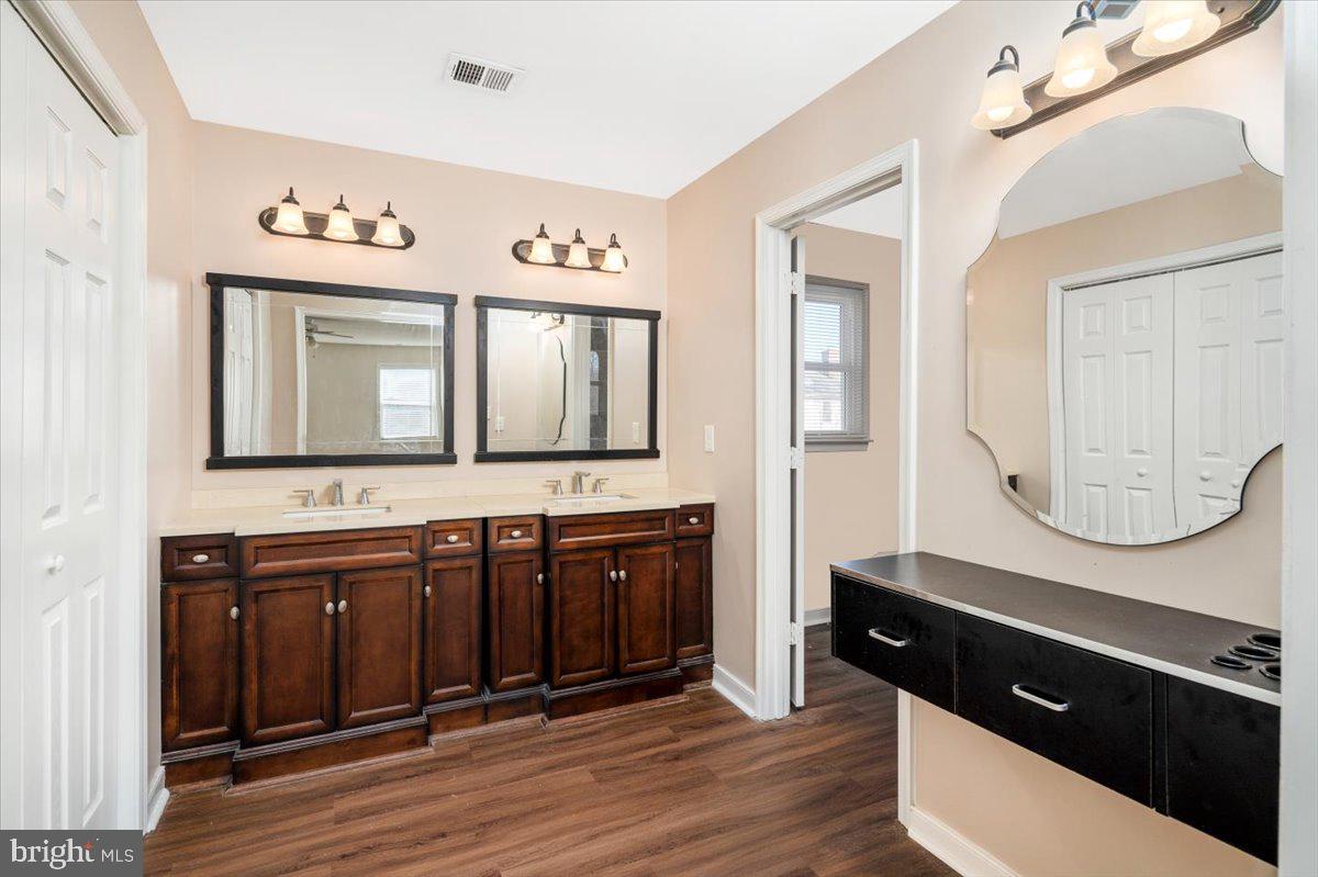 ENCHANTED WOODS - Residential