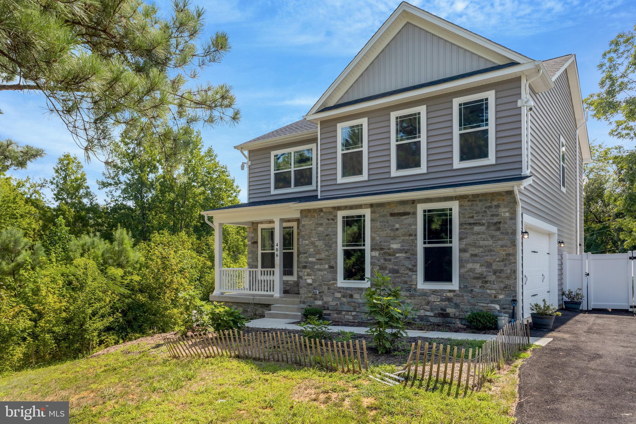 STAFFORD HEIGHTS - Residential Lease