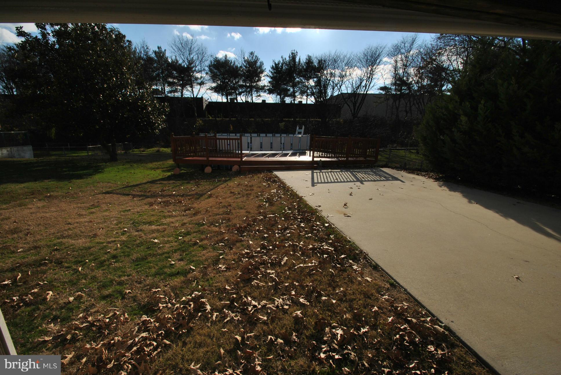 FERNGLEN MANOR - Residential