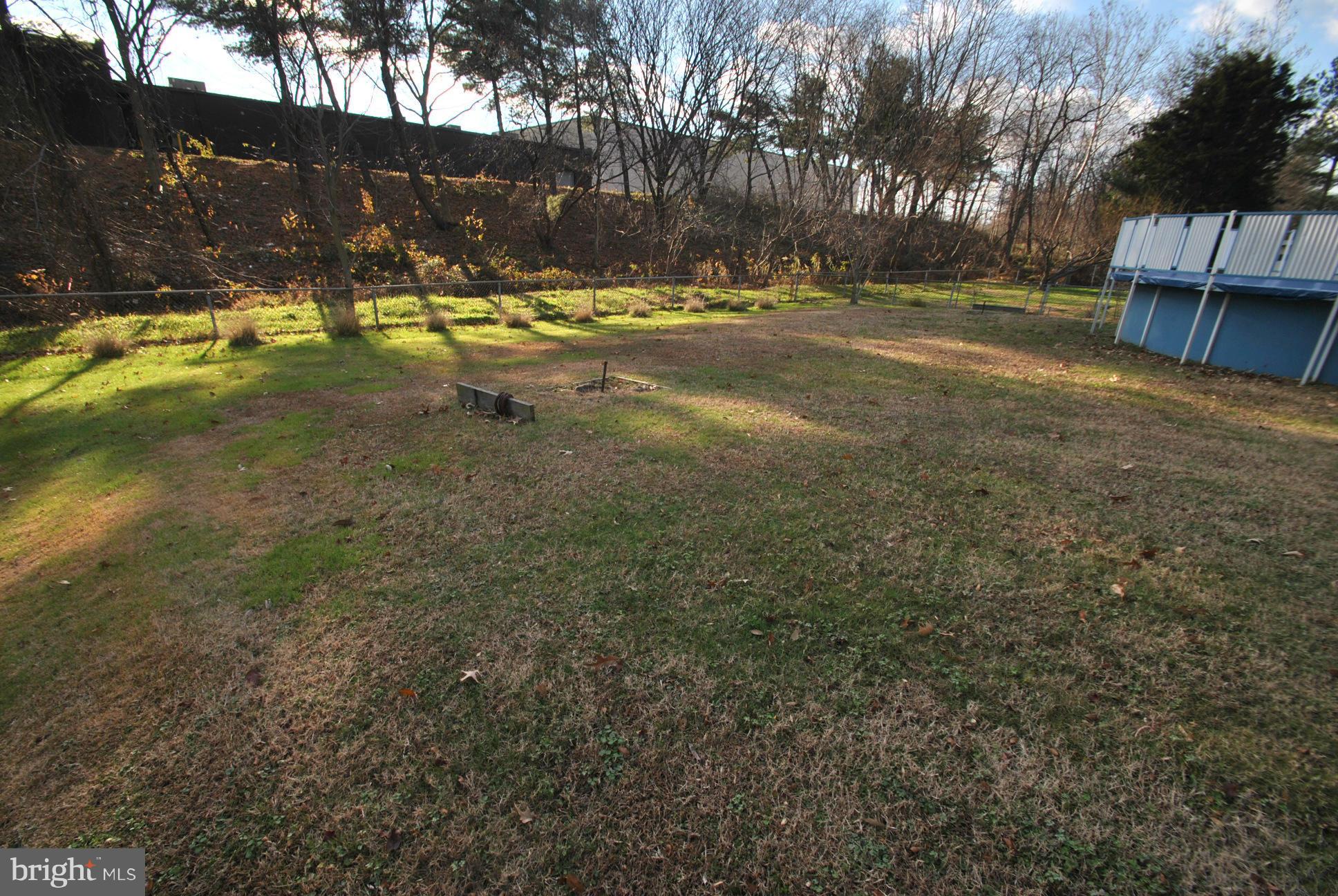 FERNGLEN MANOR - Residential