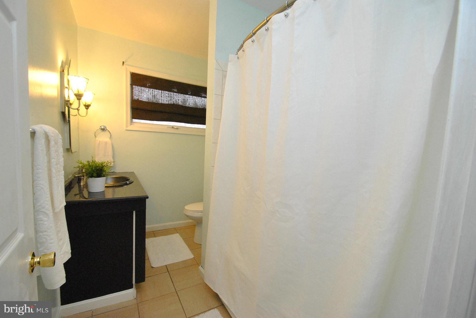 FERNGLEN MANOR - Residential