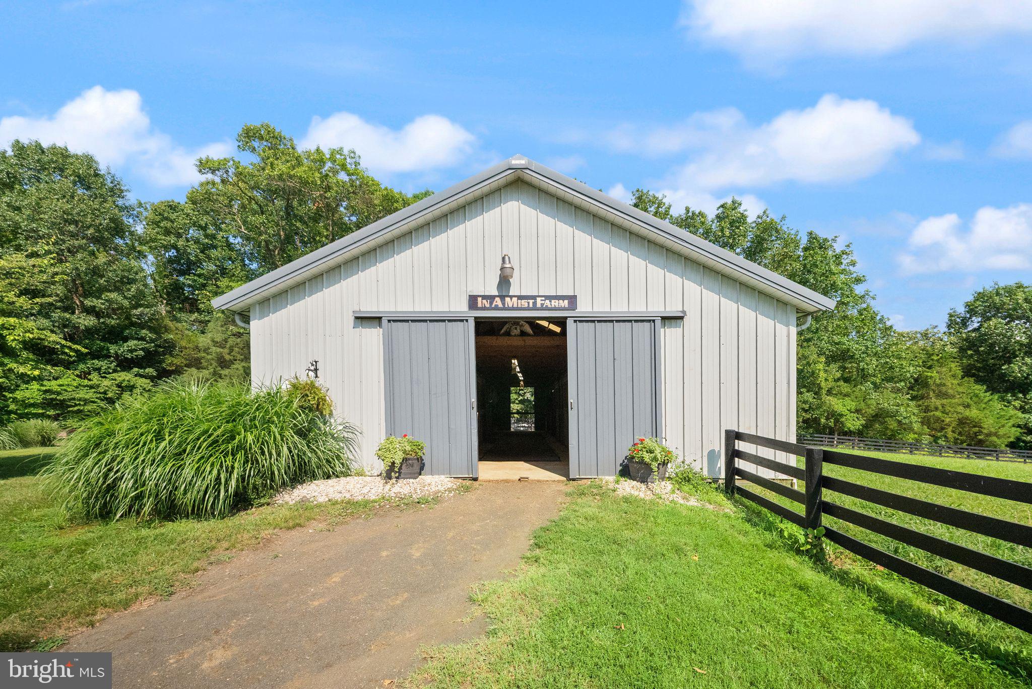 9551 GREEN ROAD
