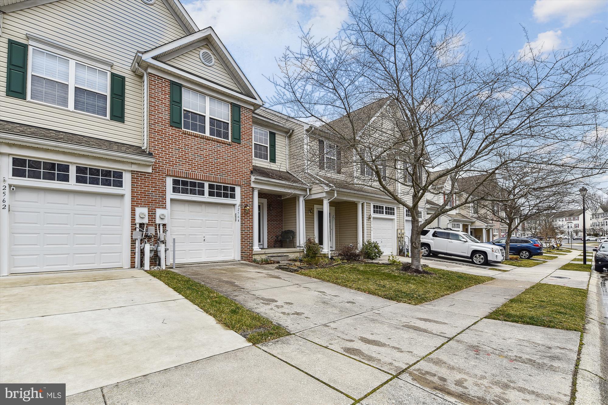 PINEY ORCHARD - Residential