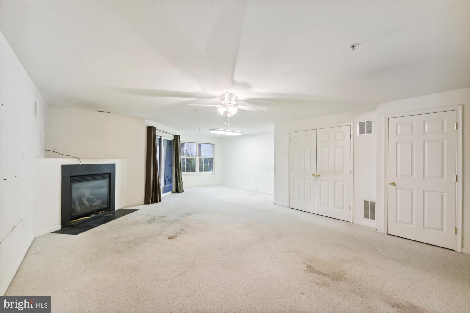 PINEY ORCHARD - Residential