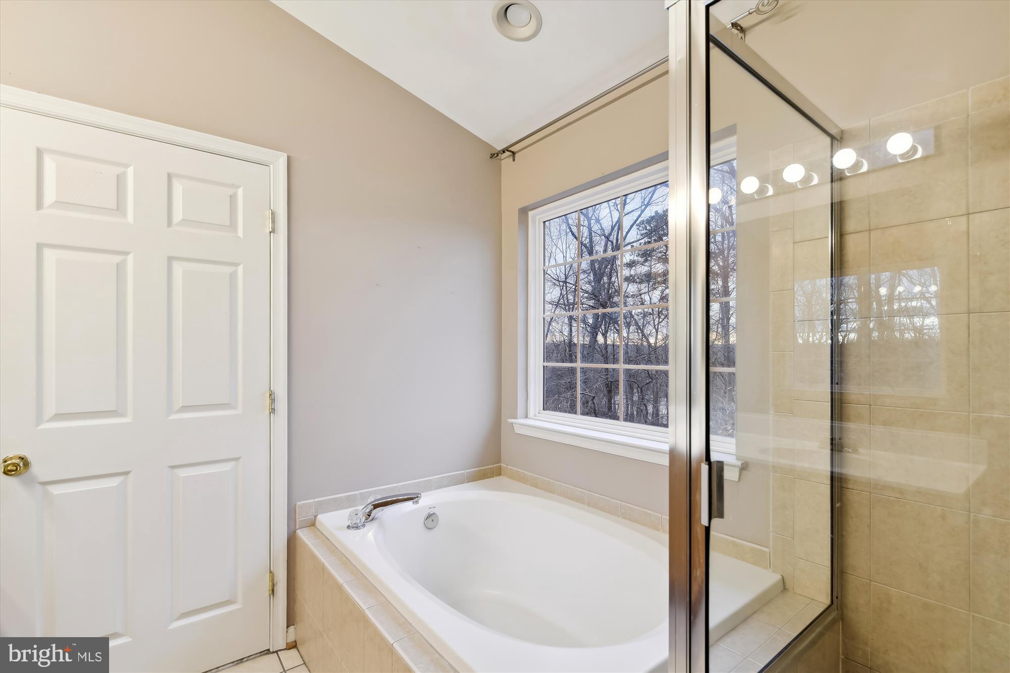 PINEY ORCHARD - Residential