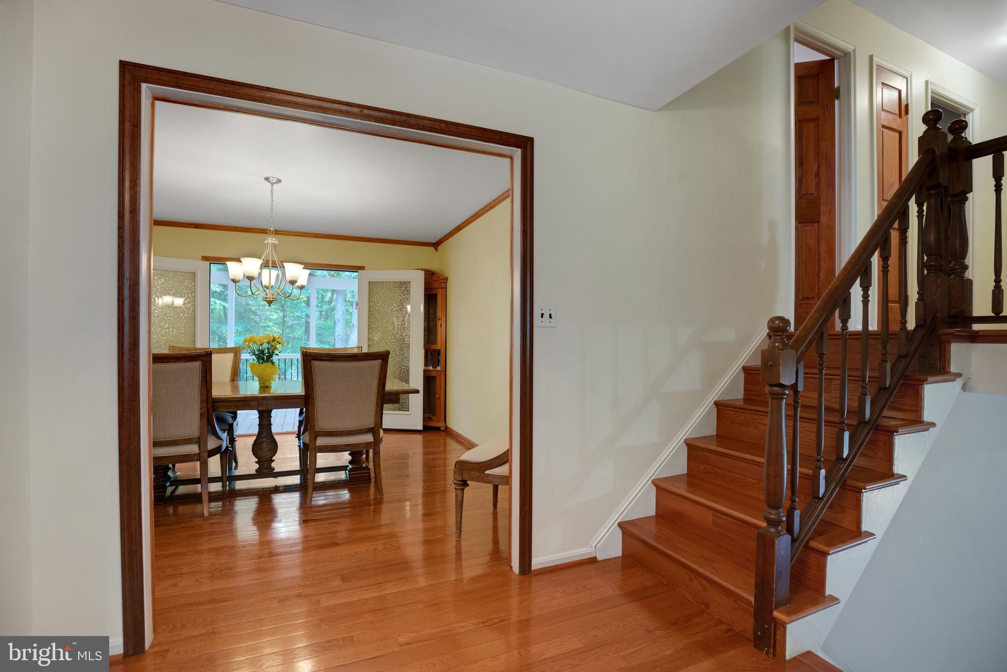 COUNTRY LAKES - Residential