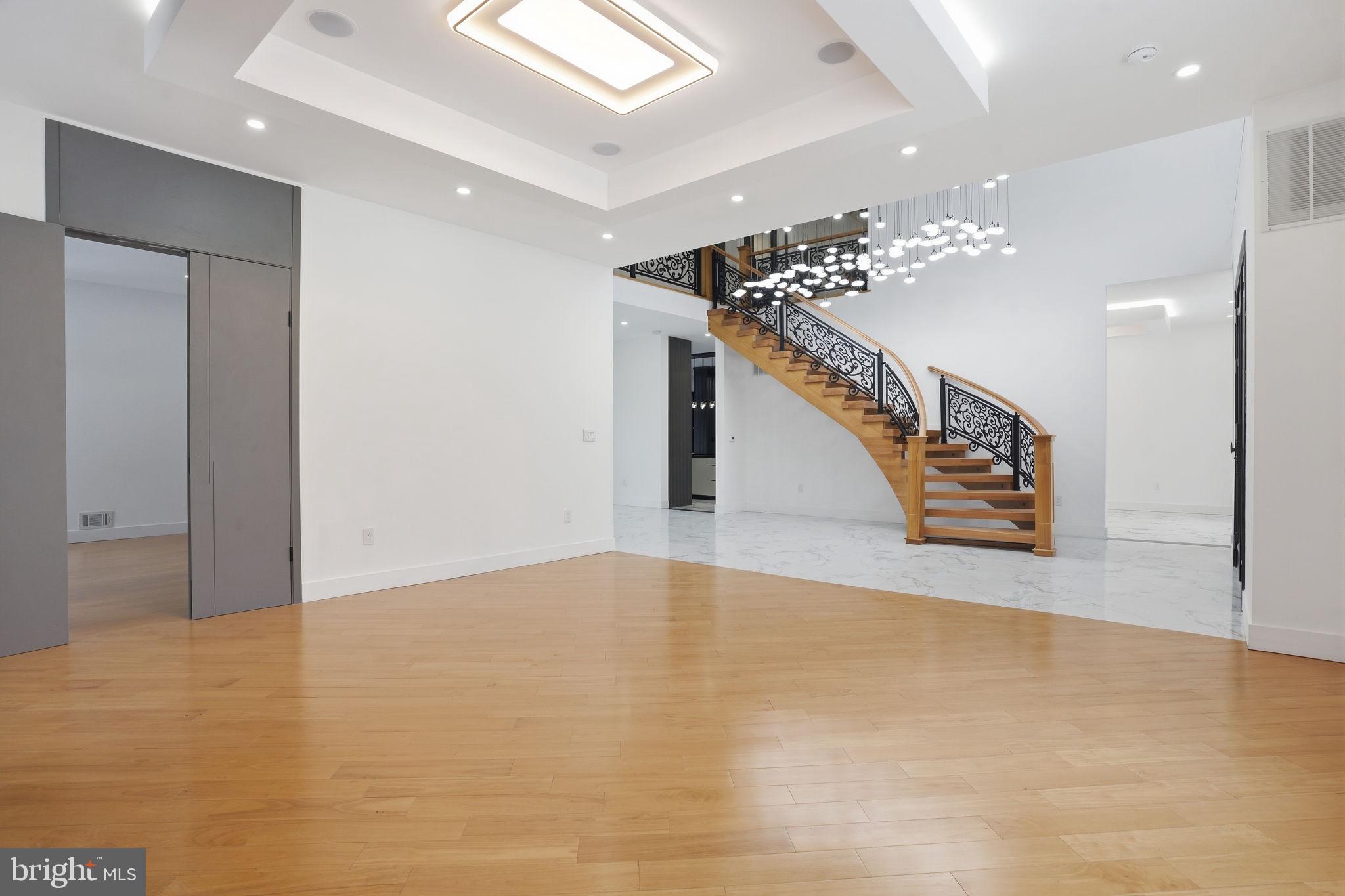 INVERNESS - Residential