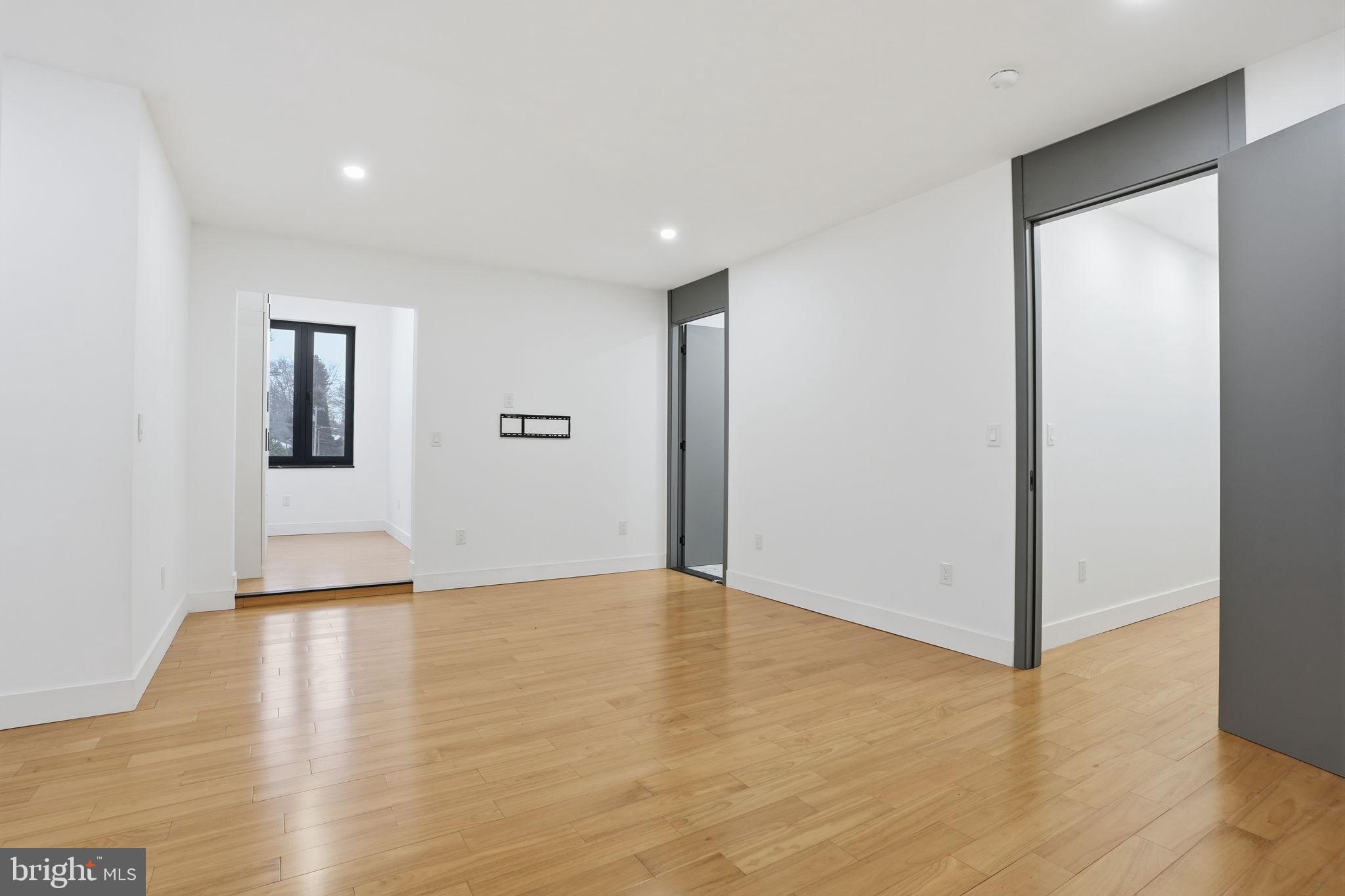 INVERNESS - Residential