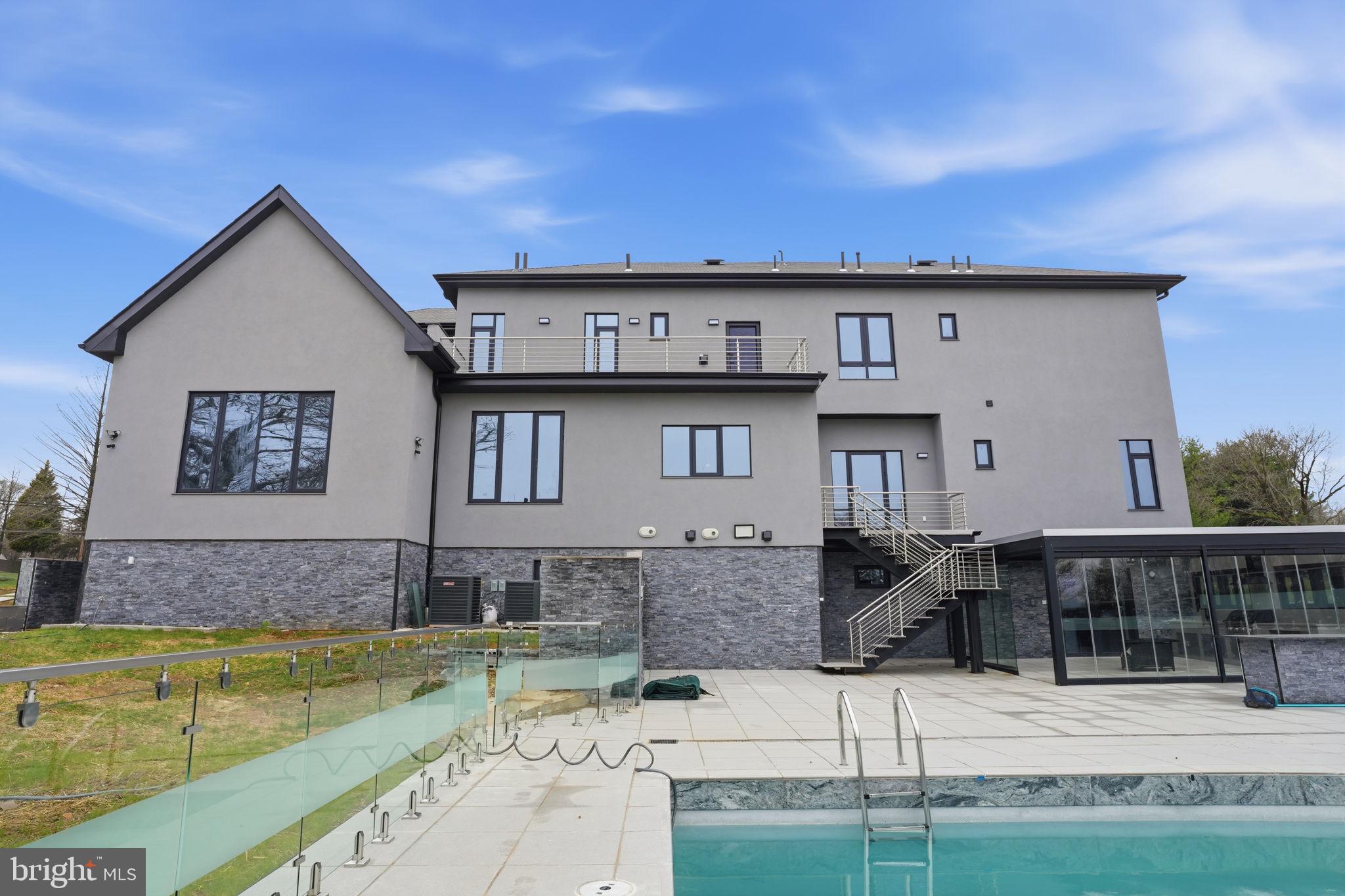 INVERNESS - Residential