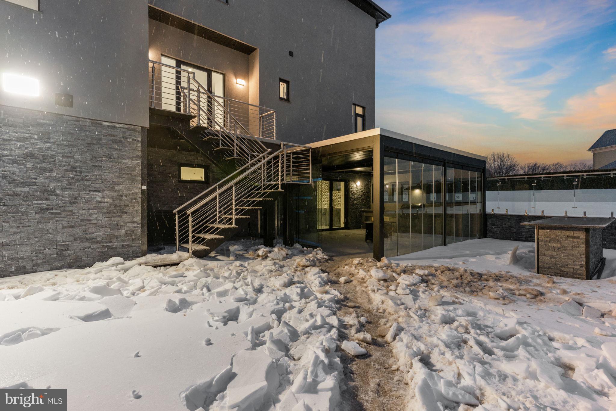 INVERNESS - Residential