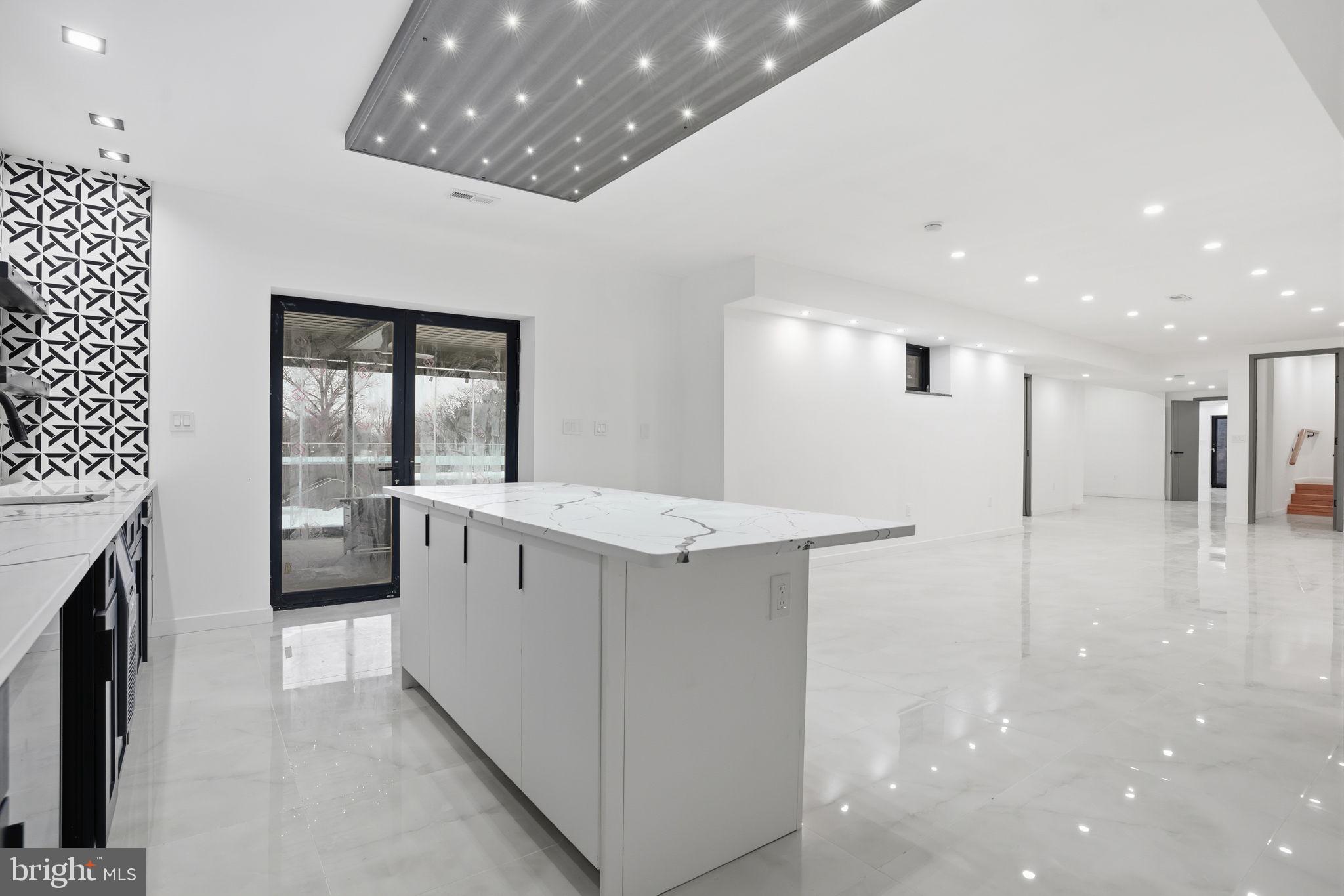 INVERNESS - Residential