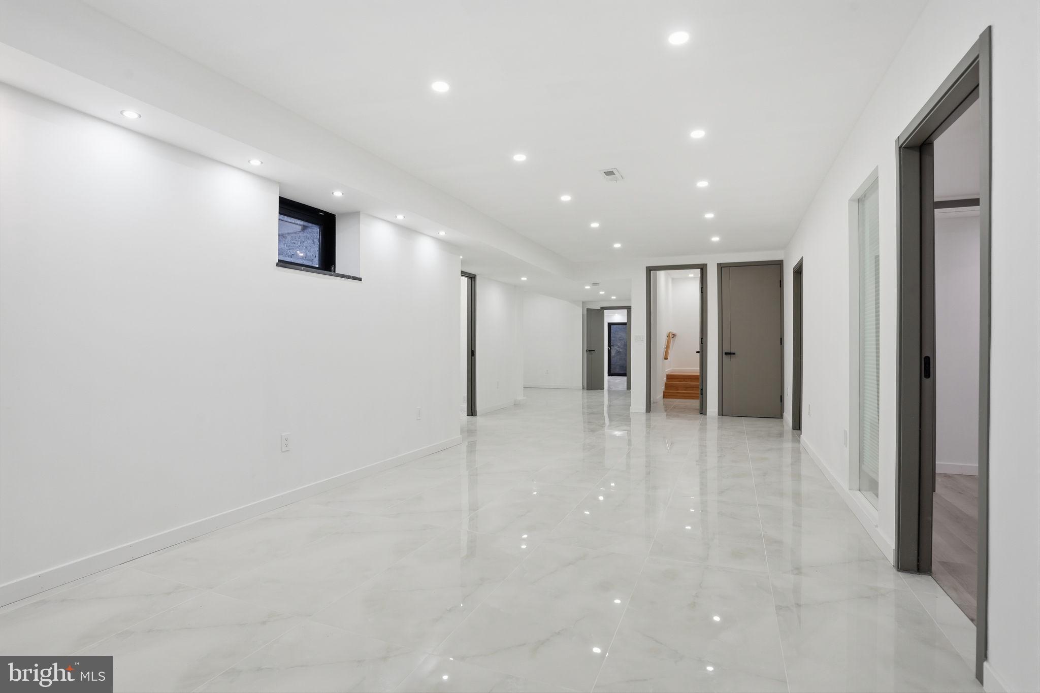 INVERNESS - Residential