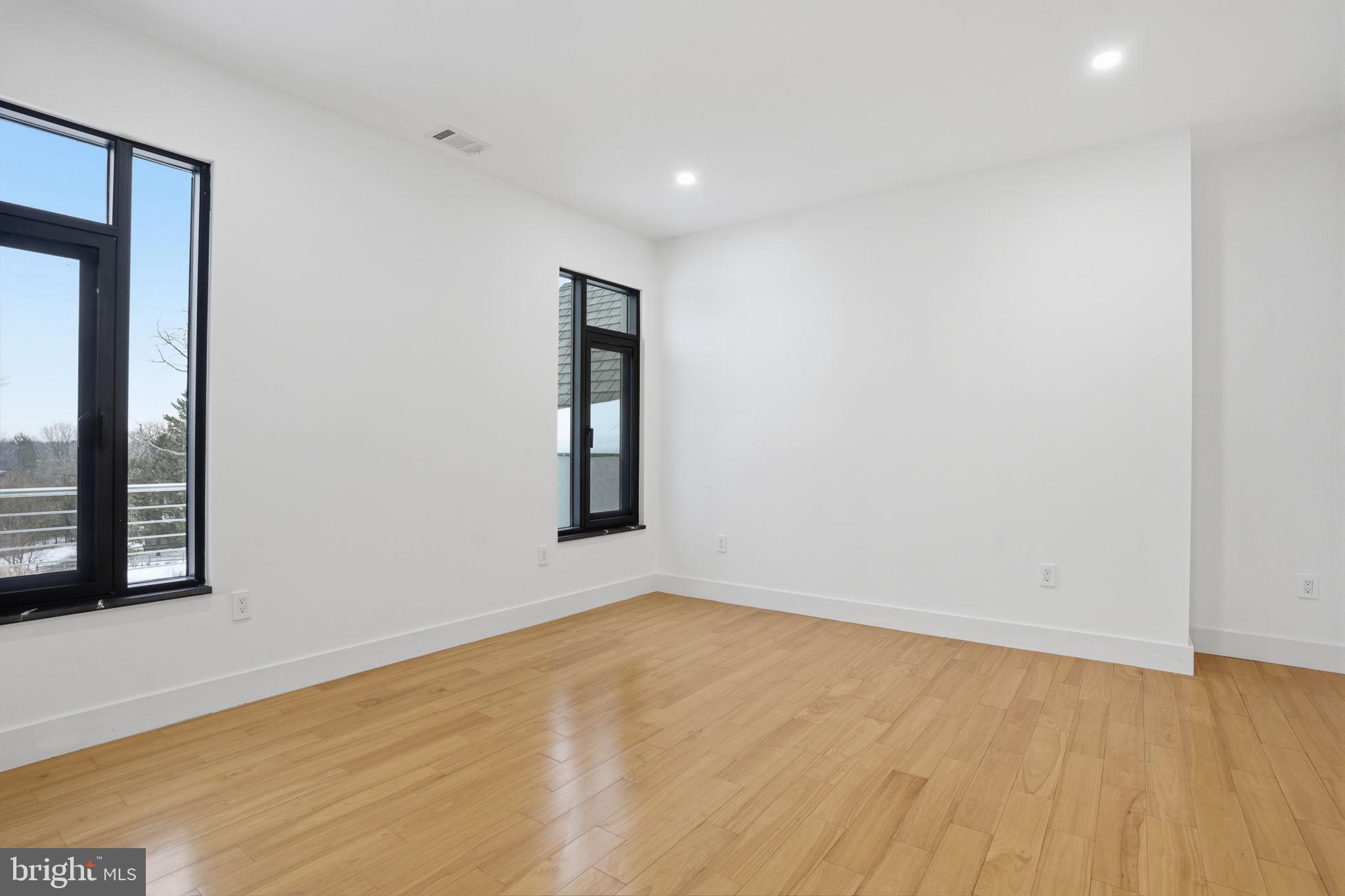 INVERNESS - Residential