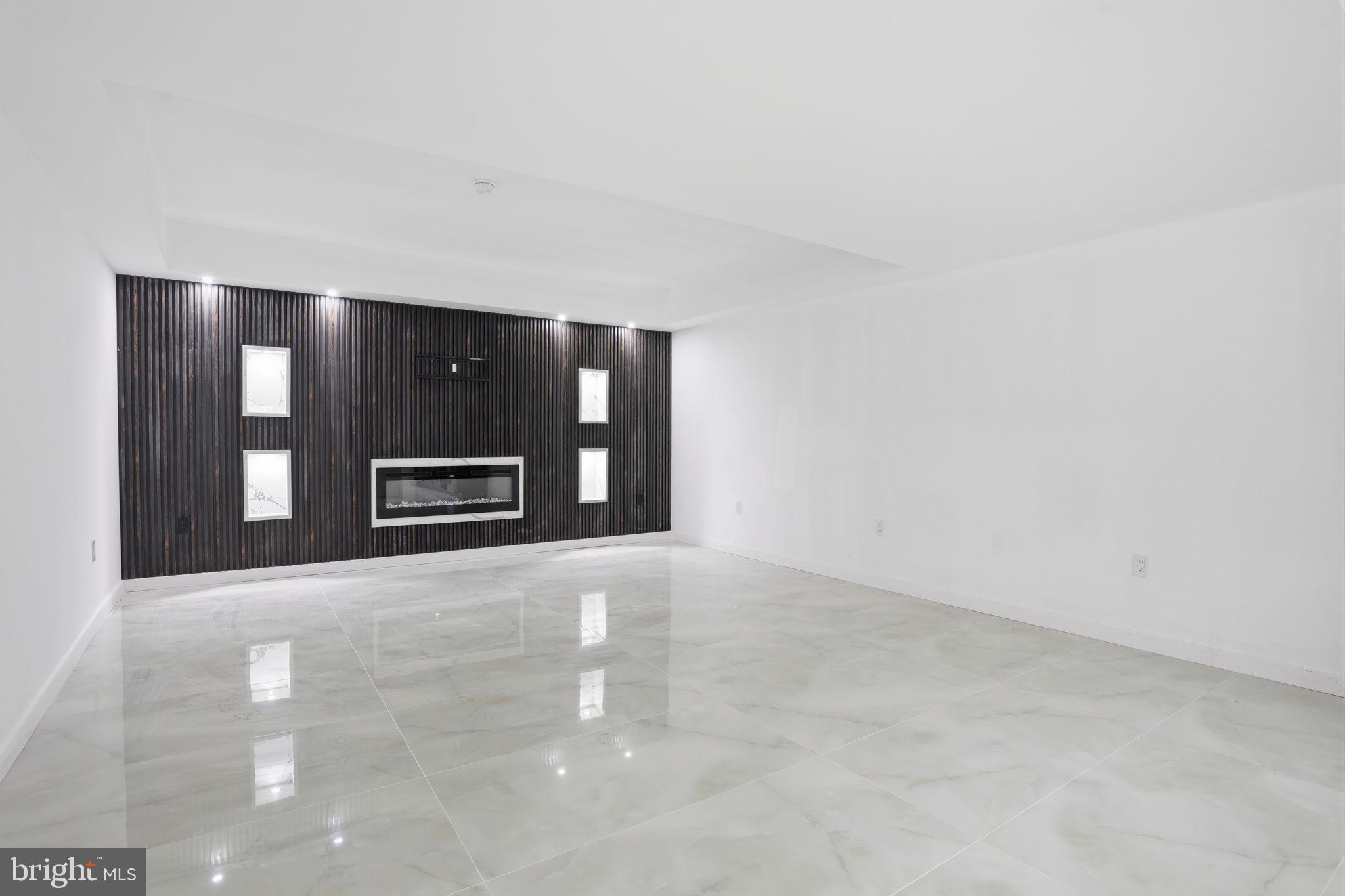 INVERNESS - Residential