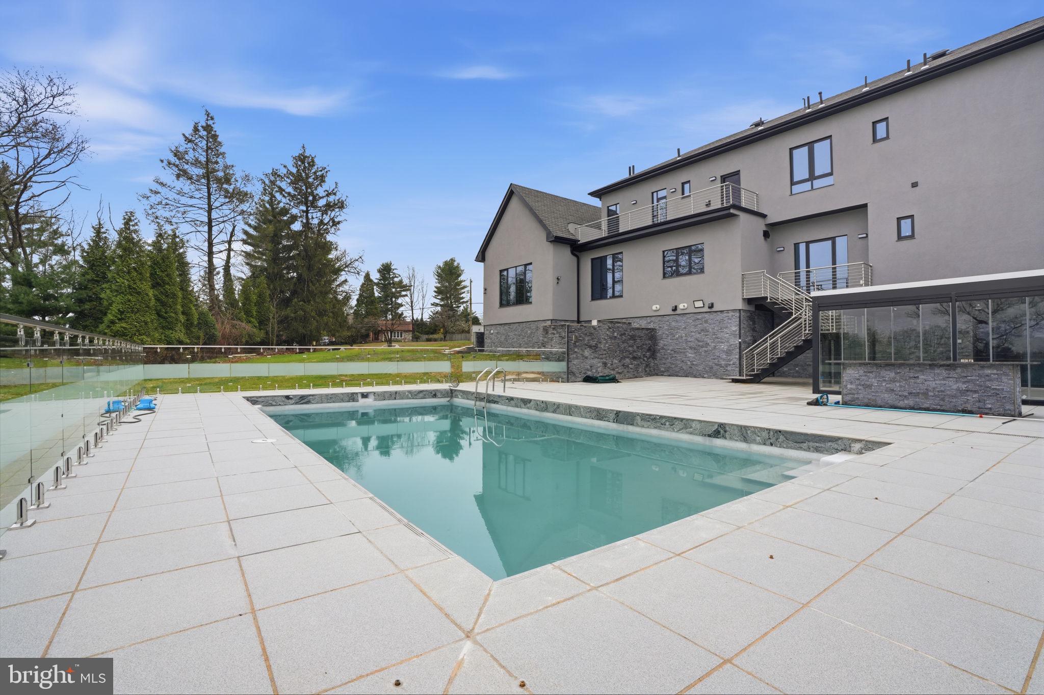 INVERNESS - Residential