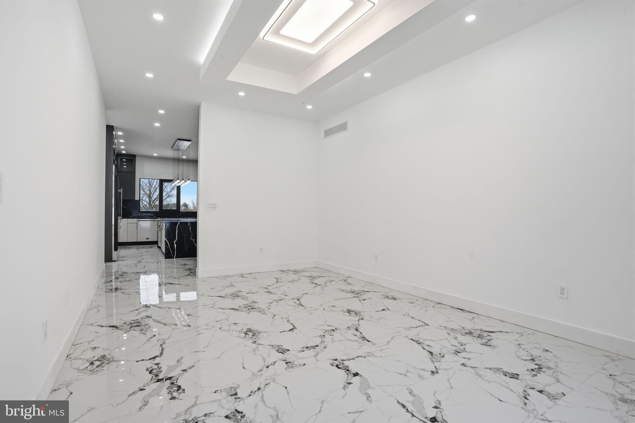 INVERNESS - Residential