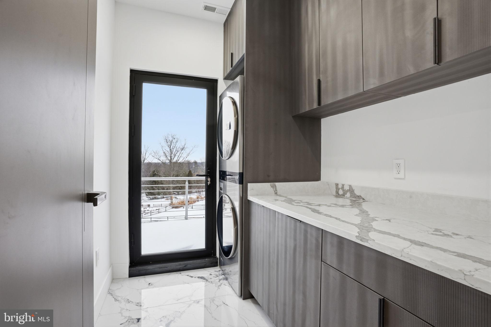 INVERNESS - Residential