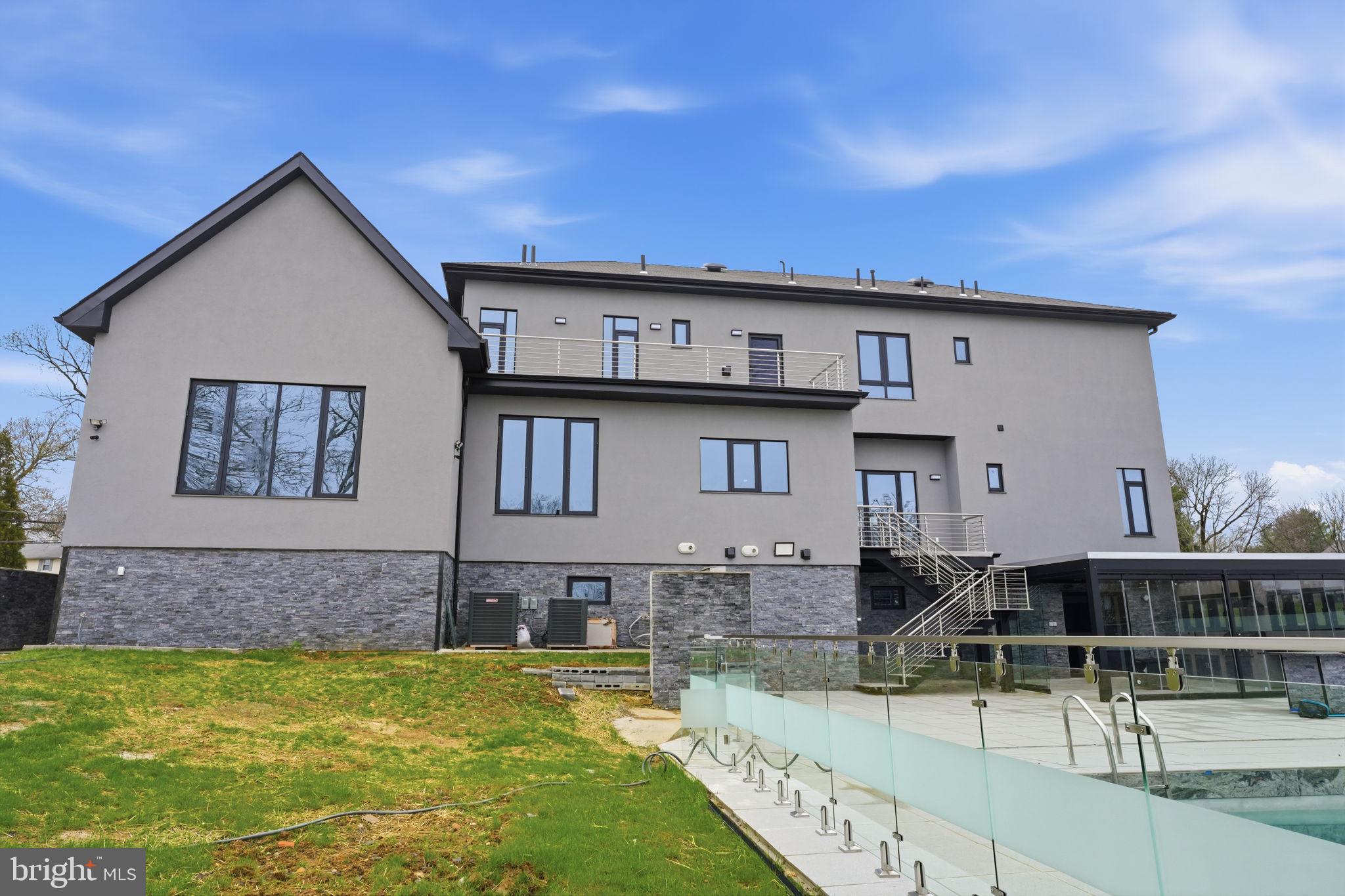 INVERNESS - Residential