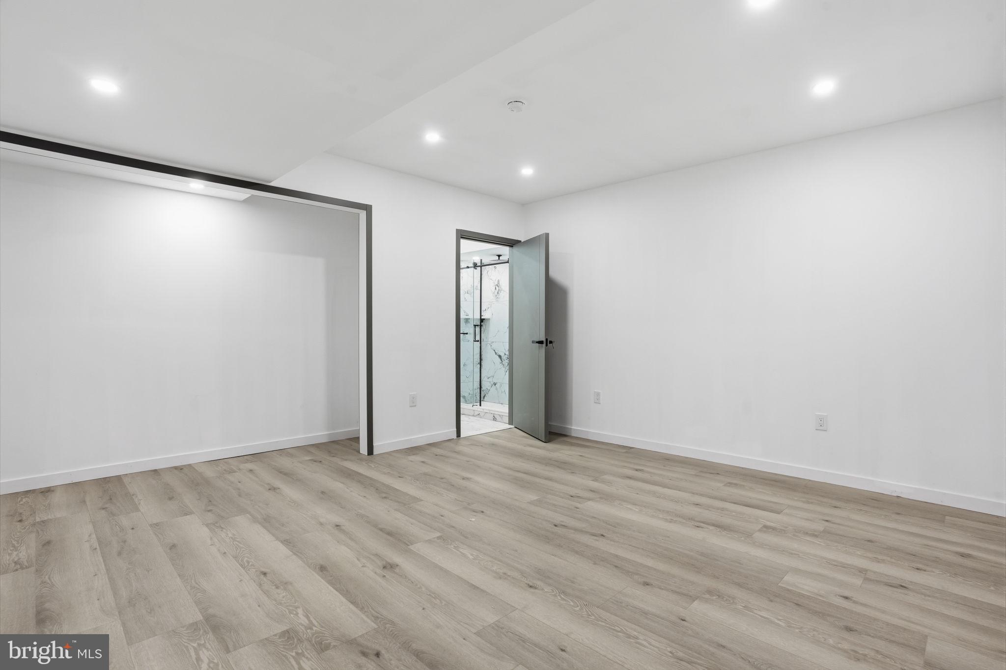 INVERNESS - Residential