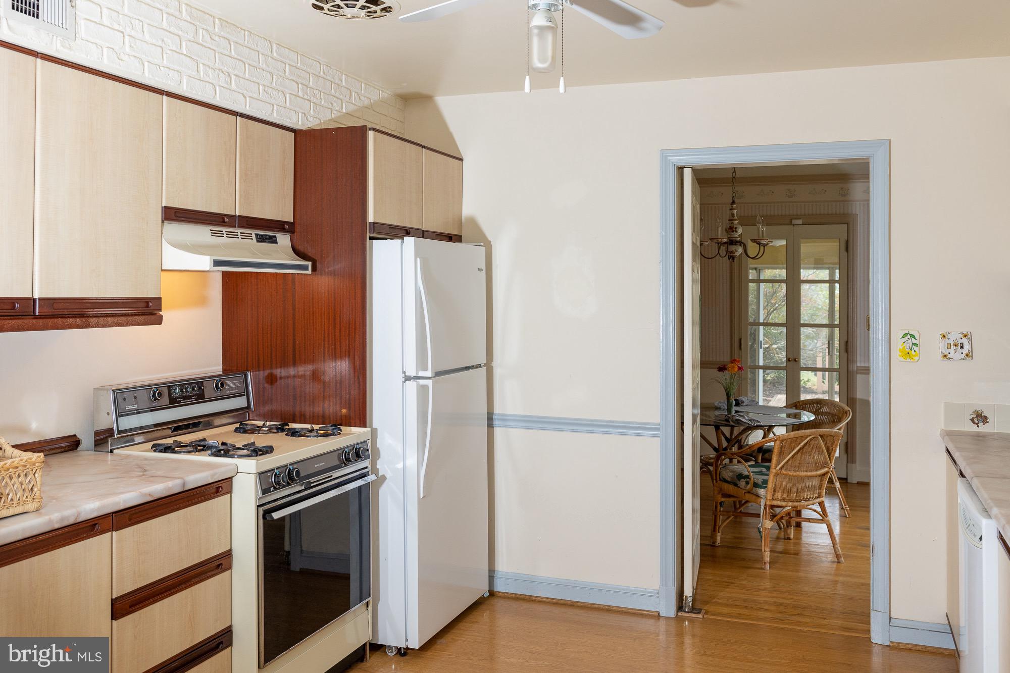 DOWDEN TERRACE - Residential