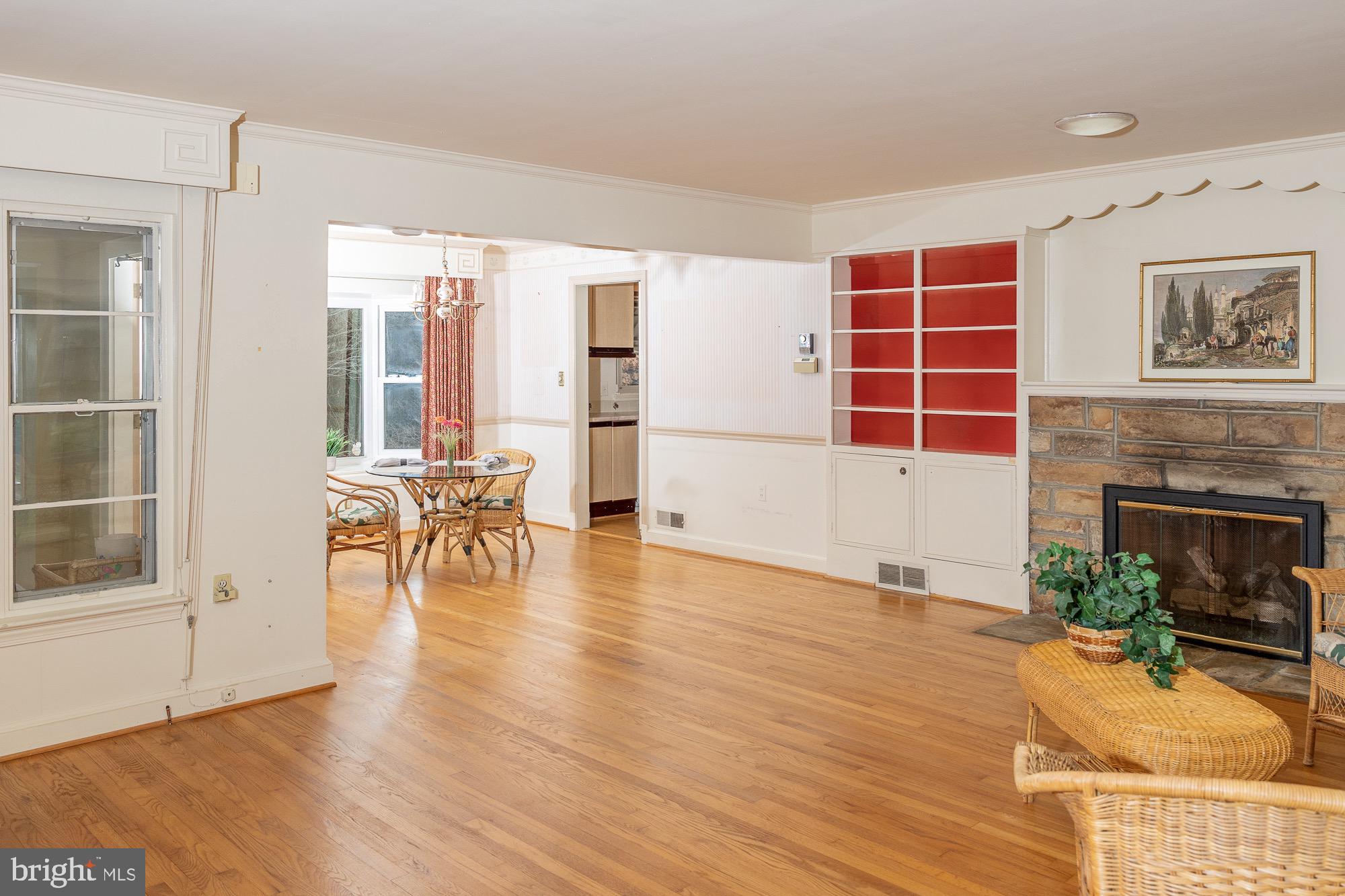 DOWDEN TERRACE - Residential