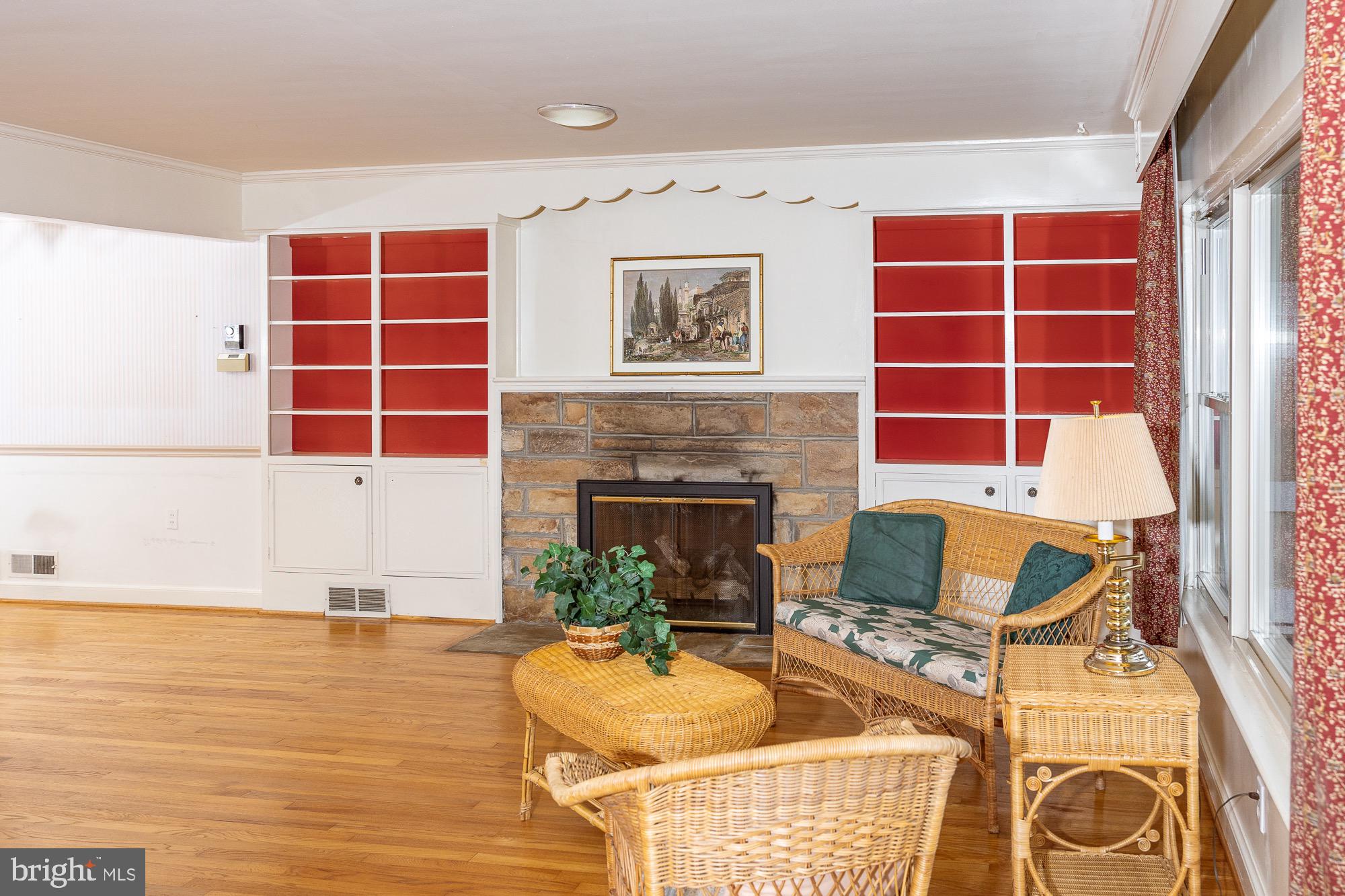 DOWDEN TERRACE - Residential