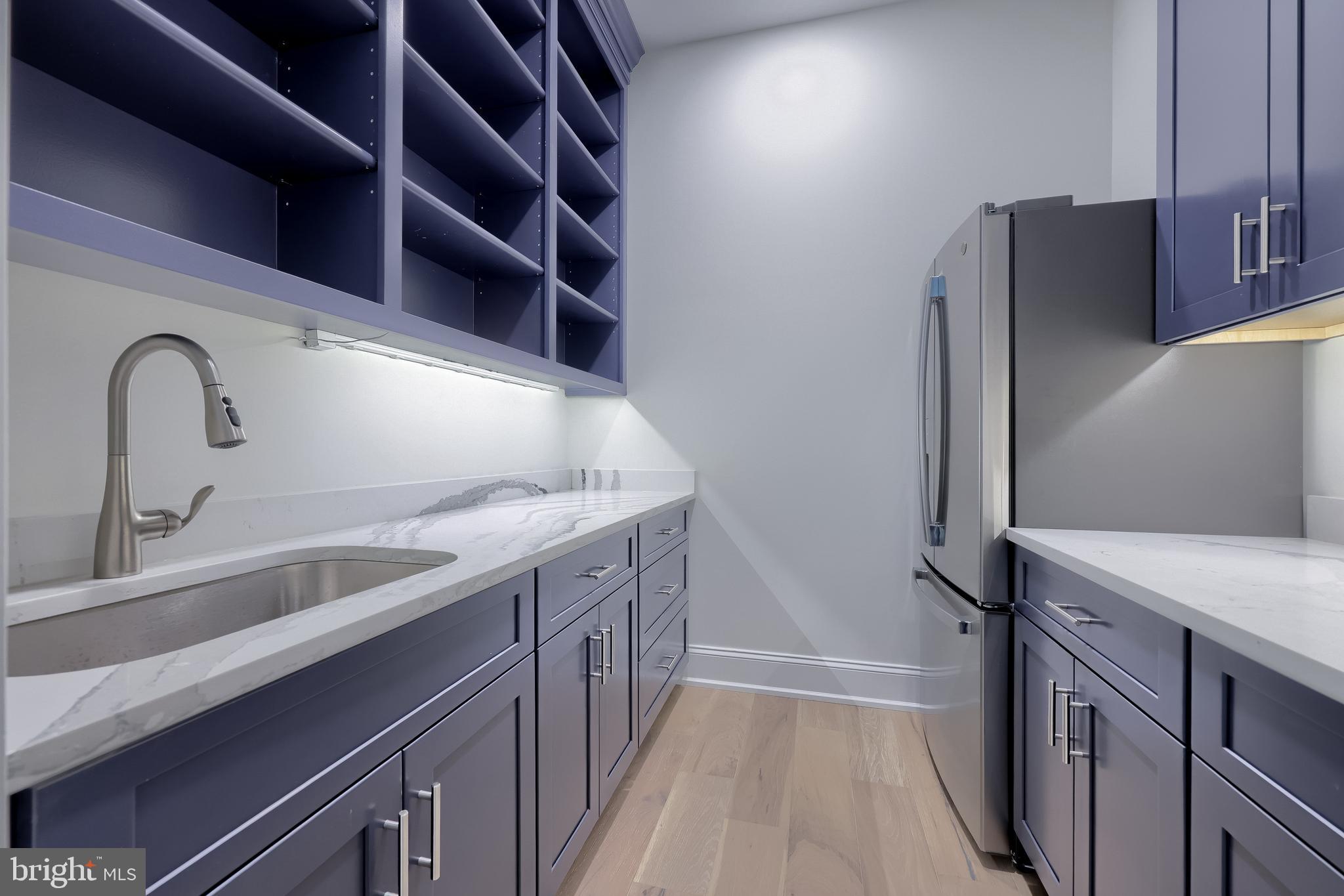 STONEHENGE ESTATES - Residential