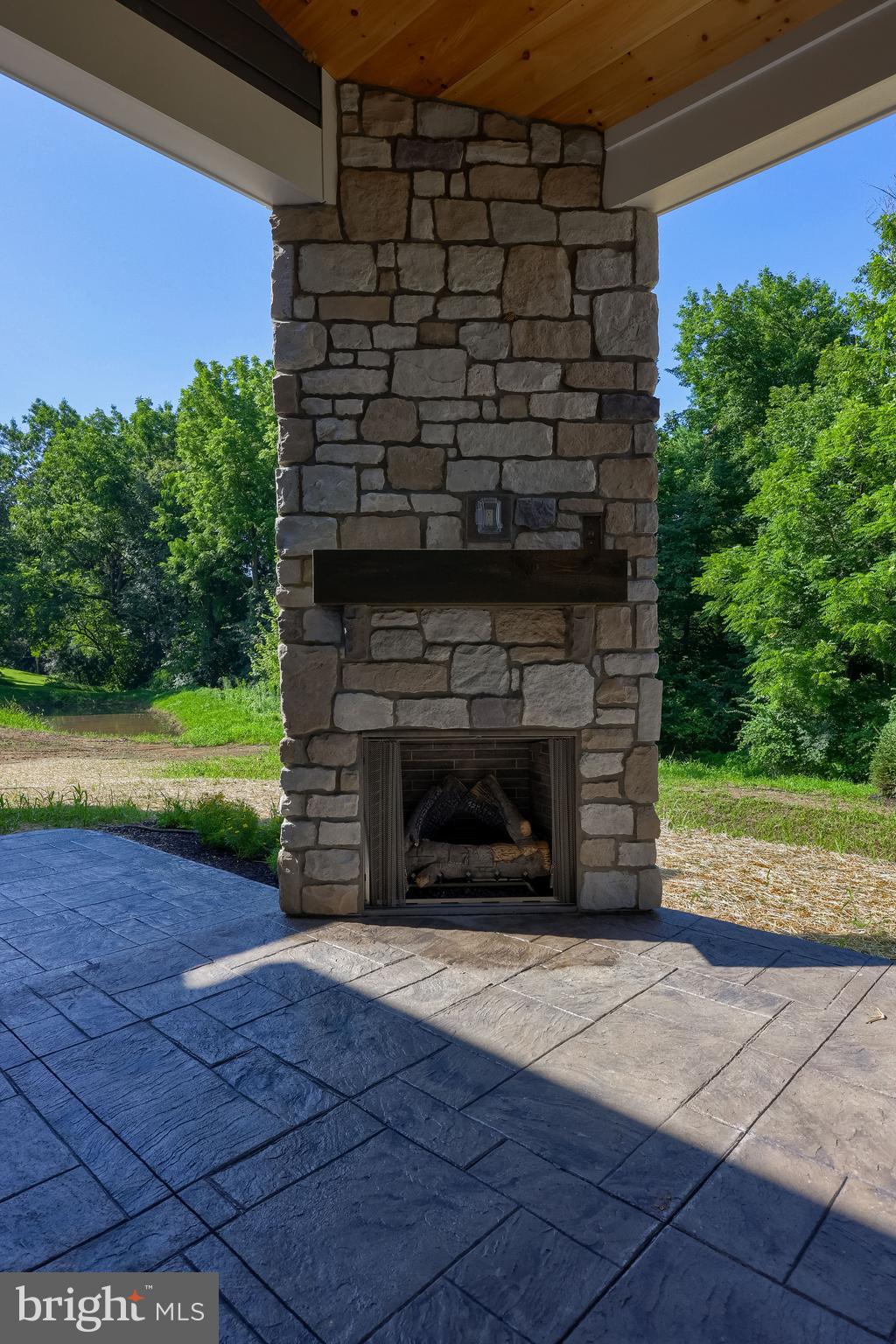 421 SOUTHAMPTON DRIVE LOT 37