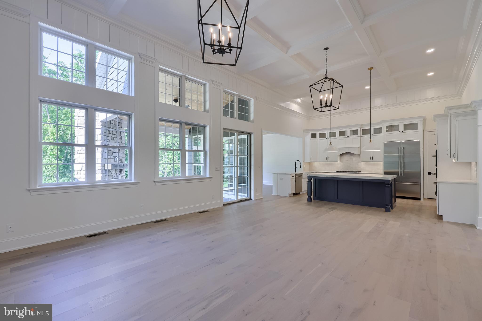 STONEHENGE ESTATES - Residential