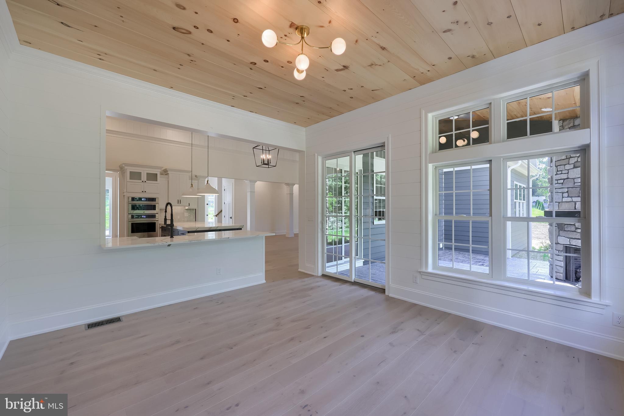 STONEHENGE ESTATES - Residential