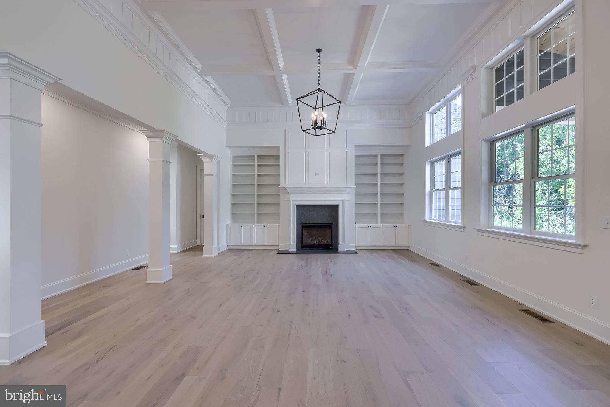 STONEHENGE ESTATES - Residential