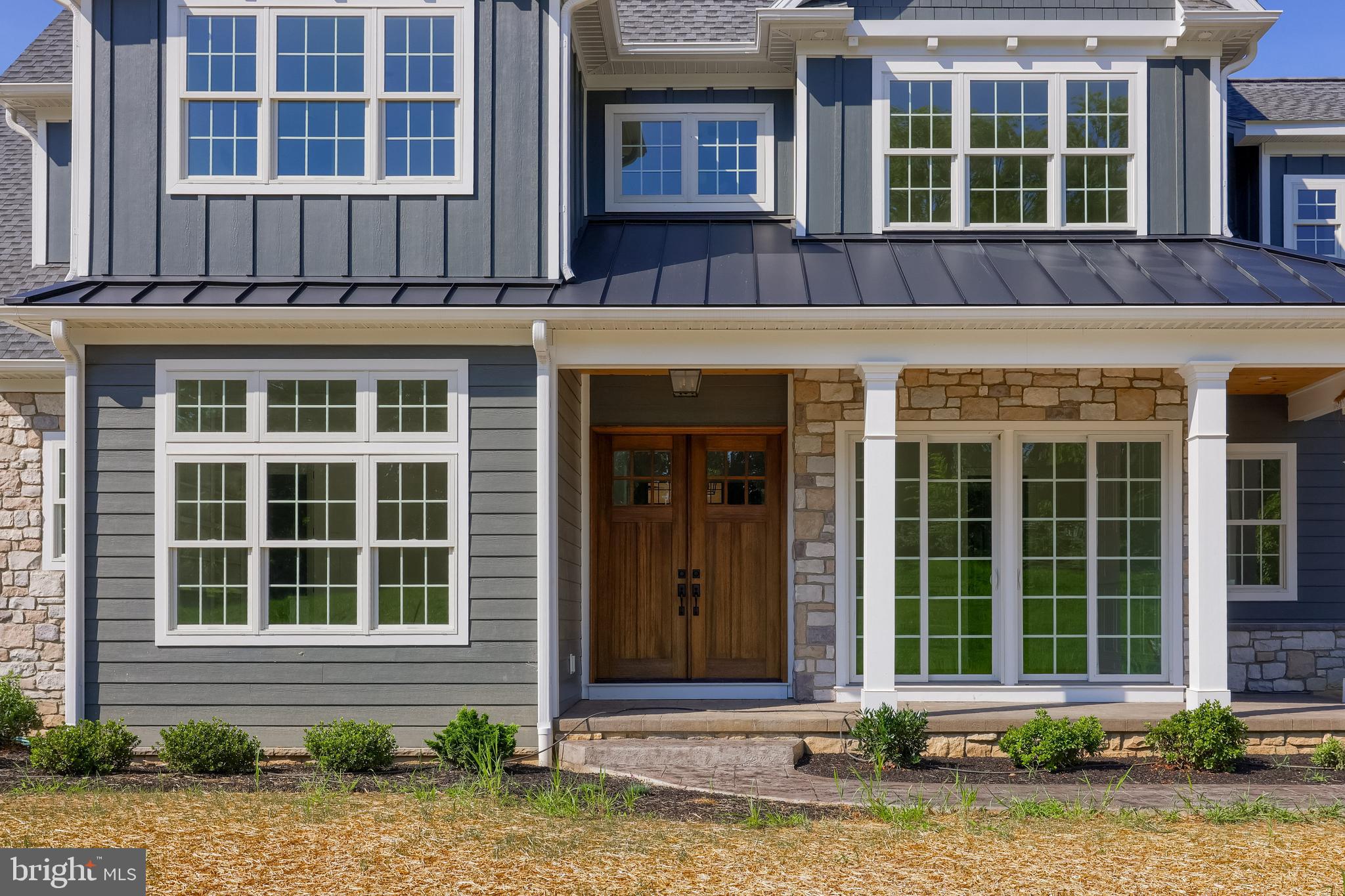 421 SOUTHAMPTON DRIVE LOT 37