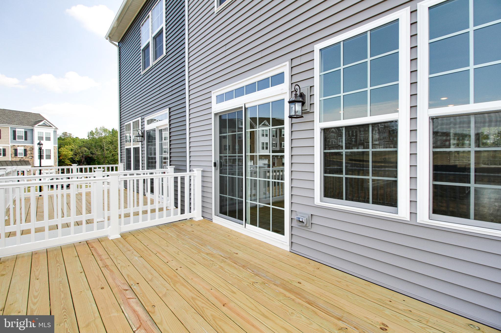 HAYMARKET CROSSING - Residential Lease