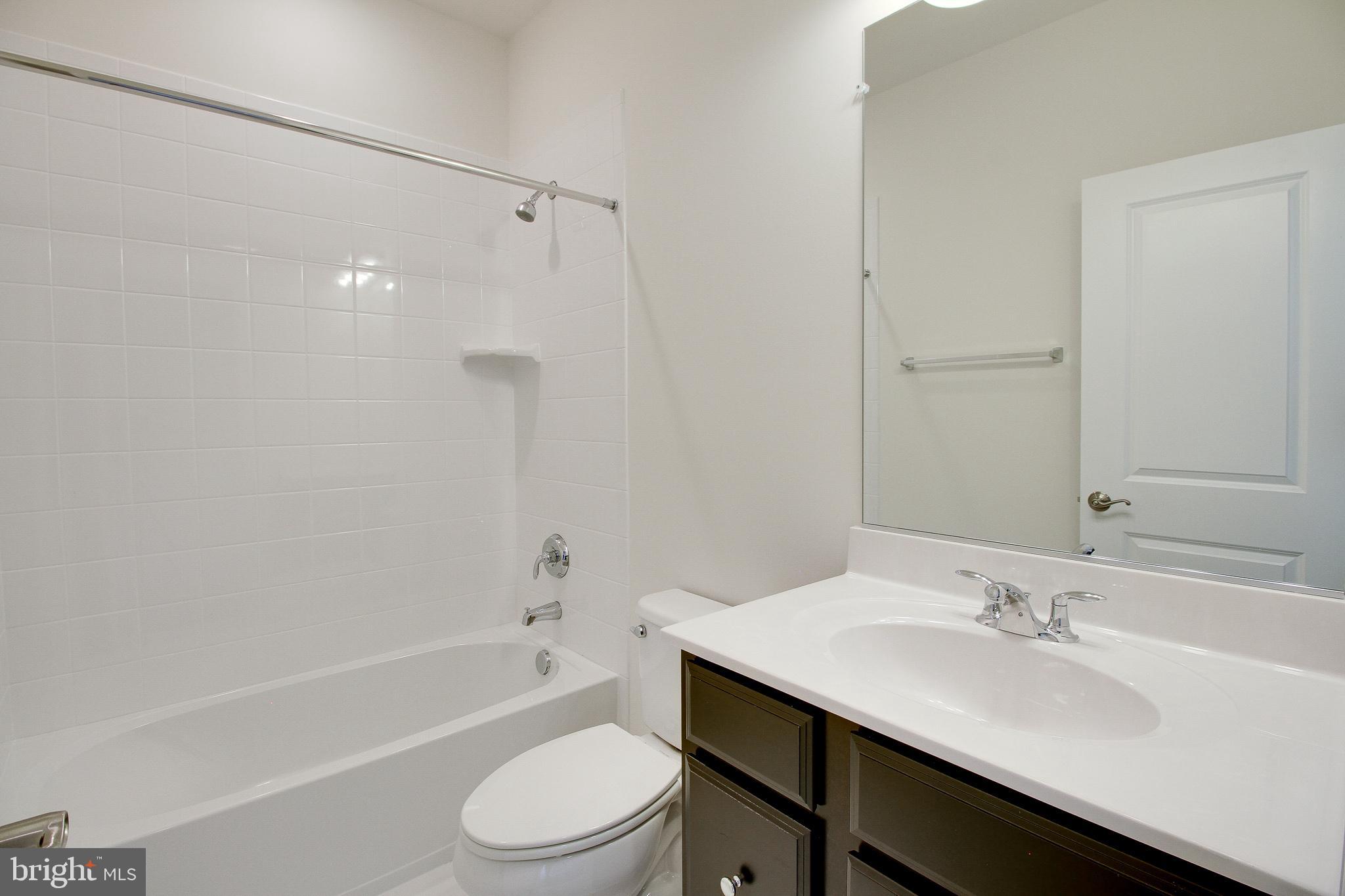 HAYMARKET CROSSING - Residential Lease