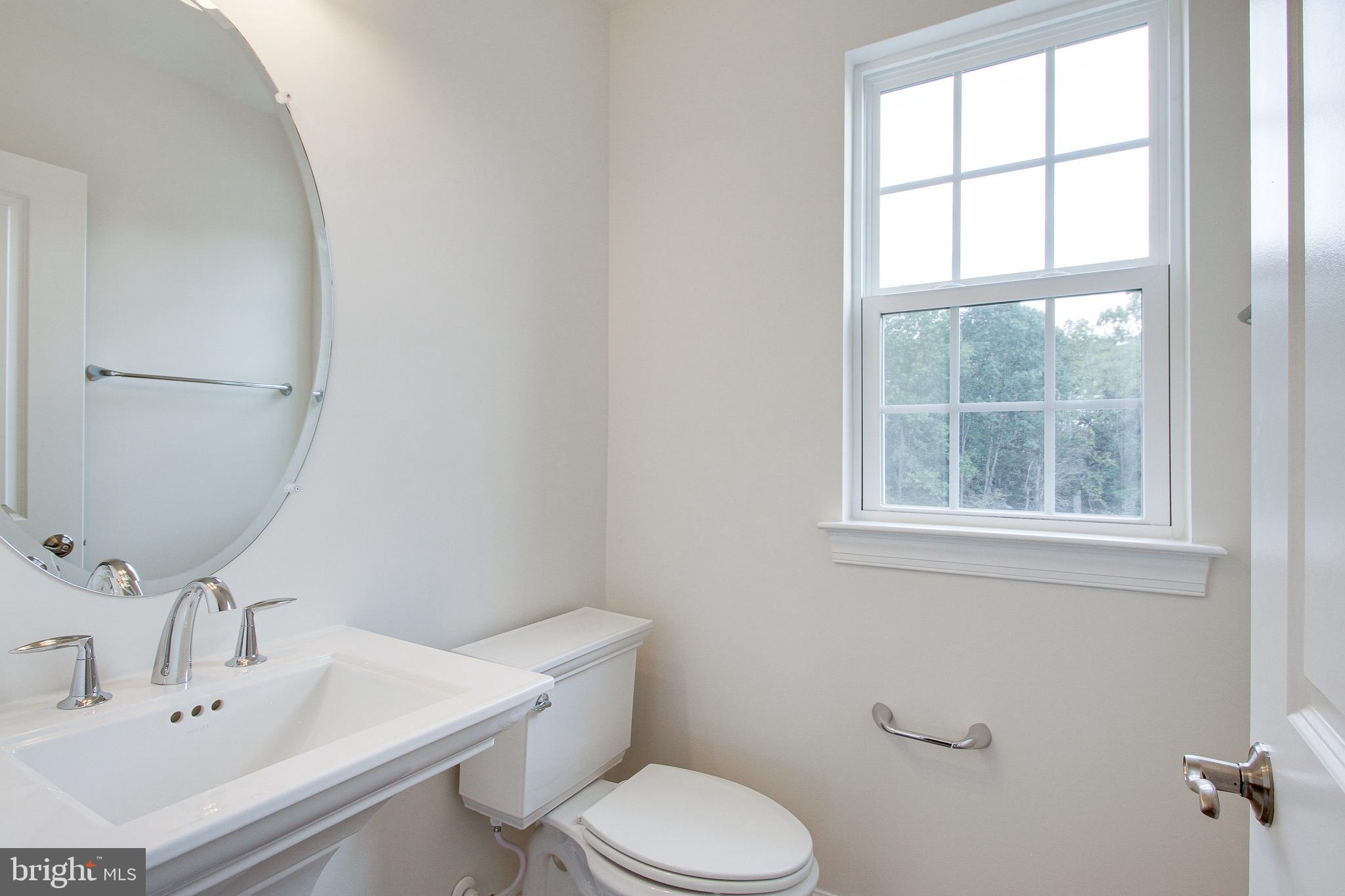 HAYMARKET CROSSING - Residential Lease