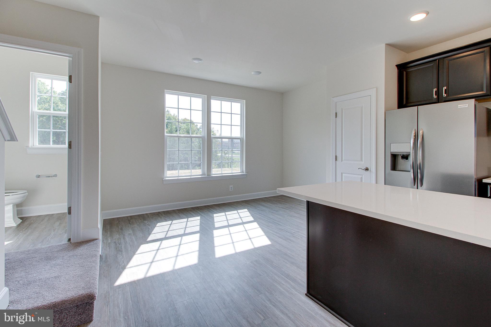 HAYMARKET CROSSING - Residential Lease