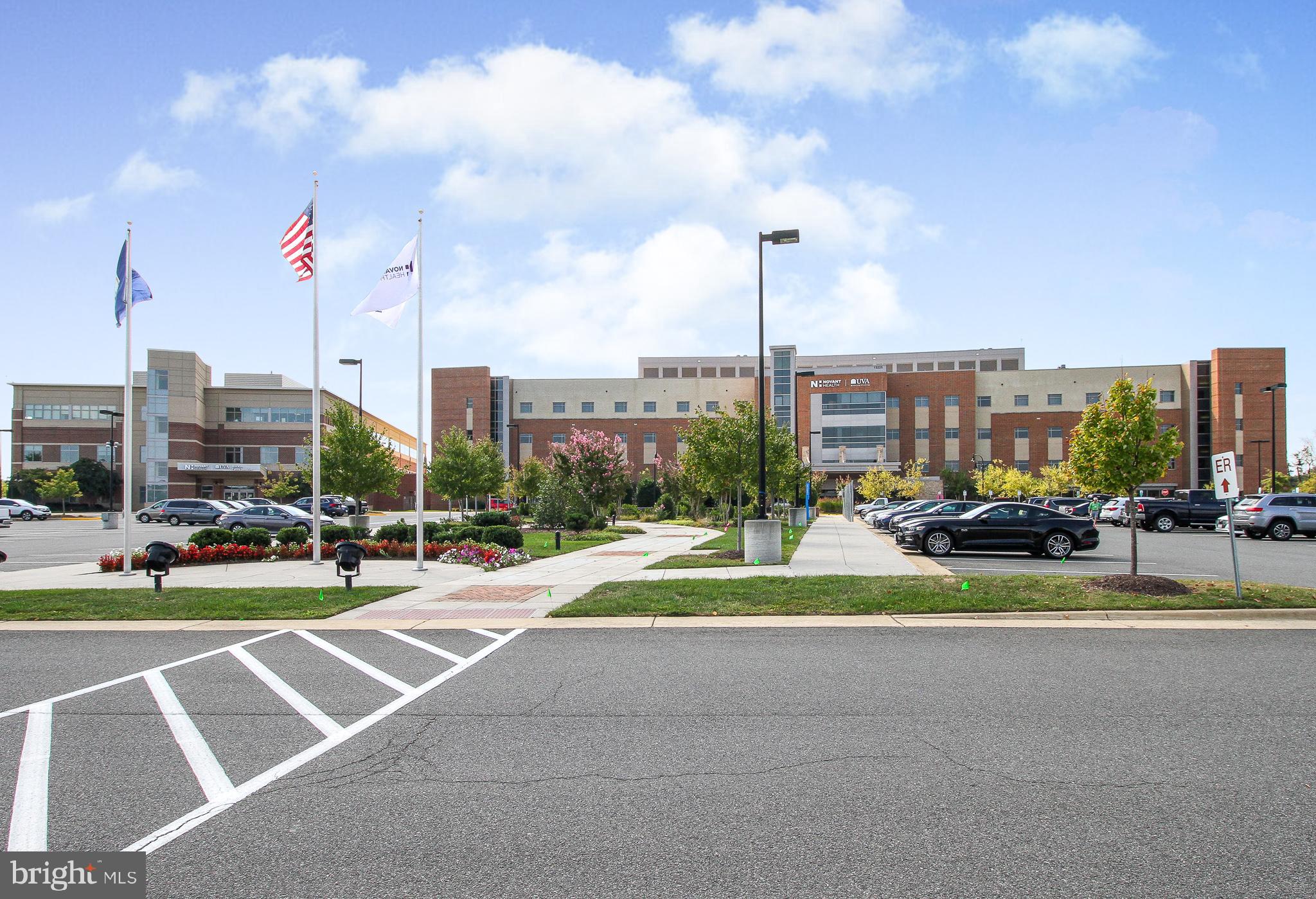 HAYMARKET CROSSING - Residential Lease