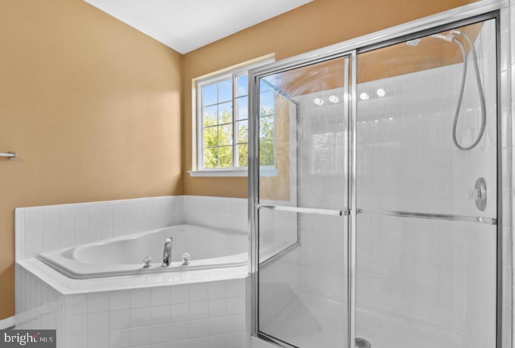 TOWN CENTER AT CAMP SPRINGS - Residential Lease