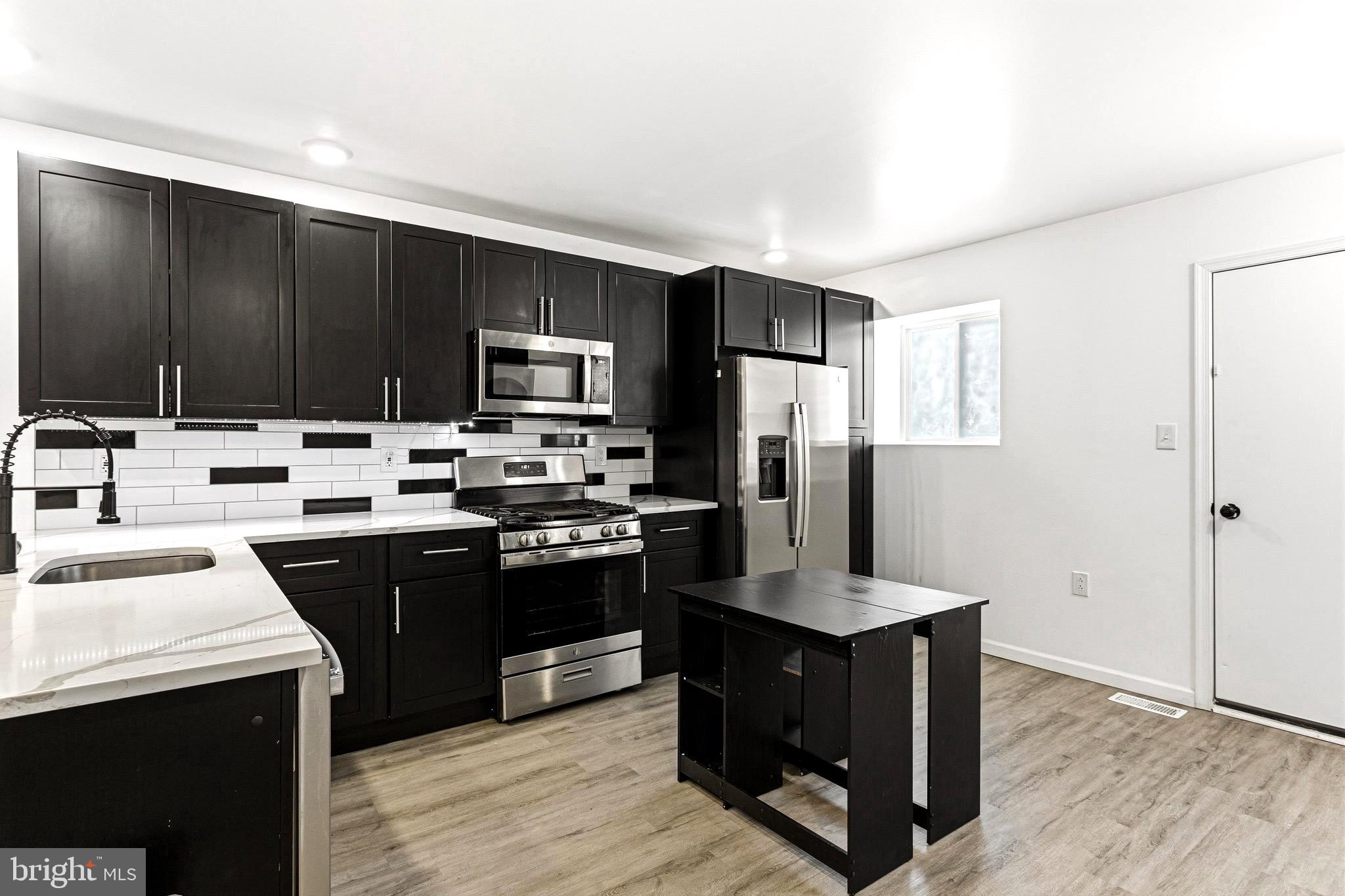 COBBS CREEK - Residential